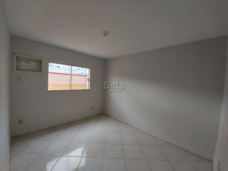 Apto para alugar no bairro CZERNIEWICZ