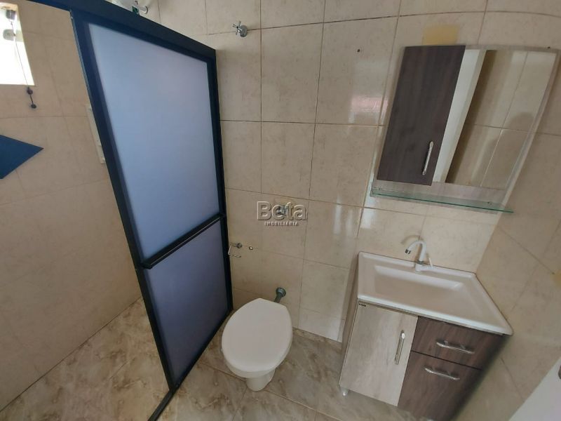 Apto para alugar no bairro CZERNIEWICZ