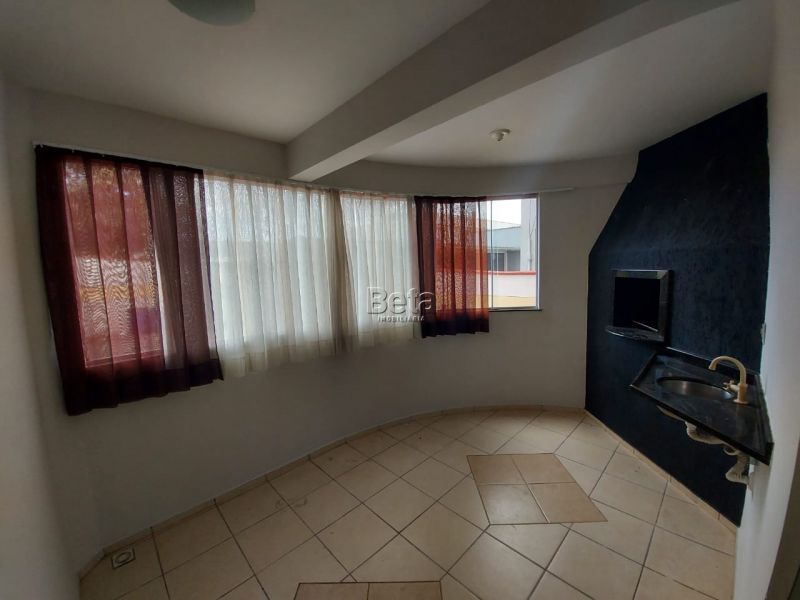 Apto para alugar no bairro CZERNIEWICZ