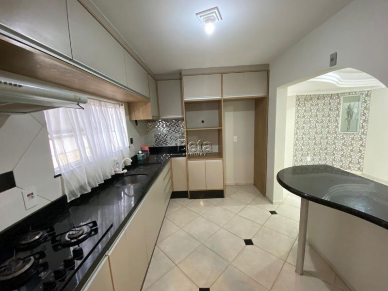 Apto para alugar no bairro CZERNIEWICZ