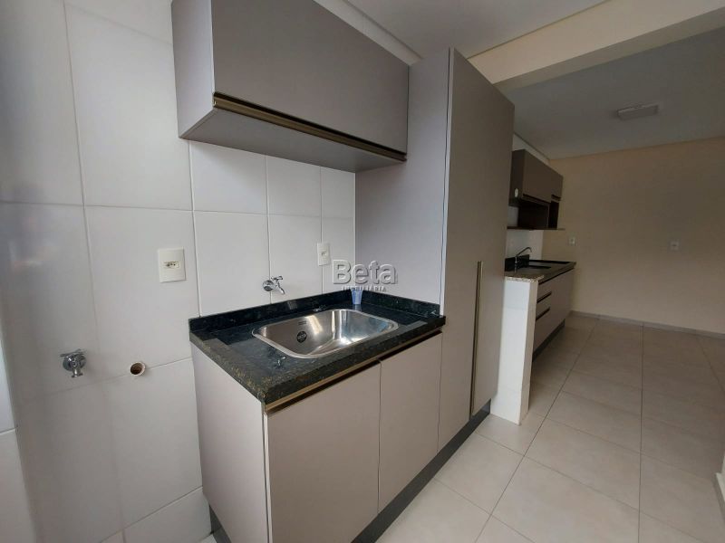 Apto para alugar no bairro VILA LALAU