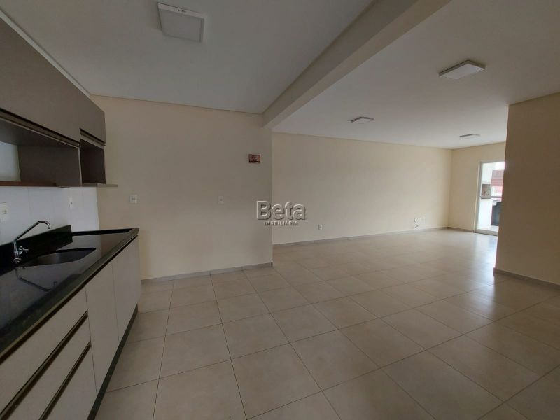 Apto para alugar no bairro VILA LALAU