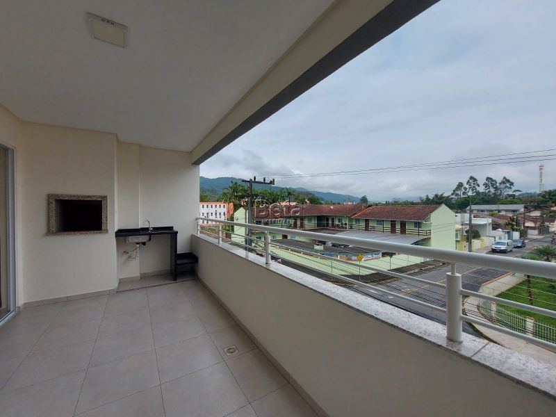 Apto para alugar no bairro VILA LALAU