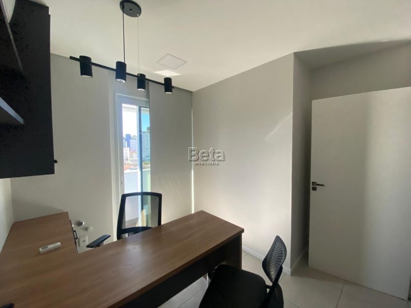 Sala para alugar no bairro JARAGUA ESQUERDO