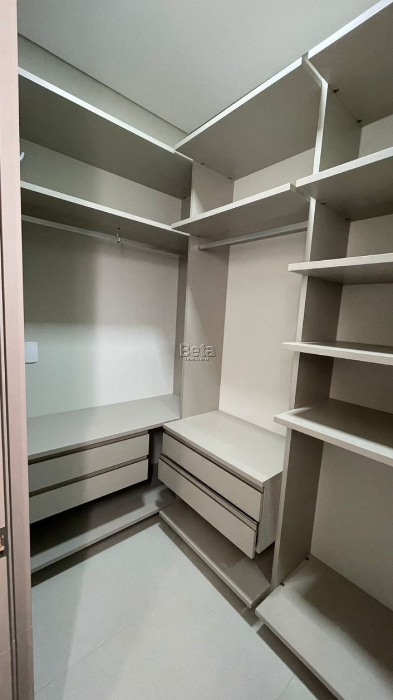 Apto para alugar no bairro CENTRO