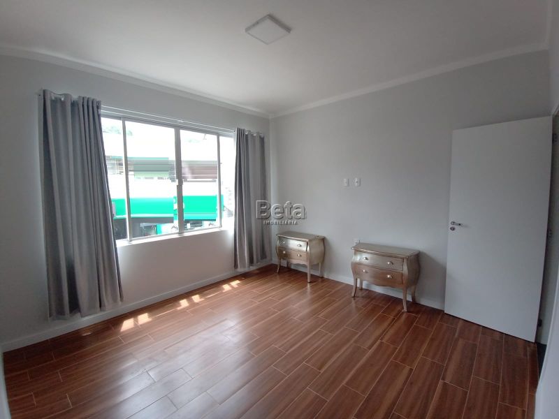 Apto para alugar no bairro CENTRO