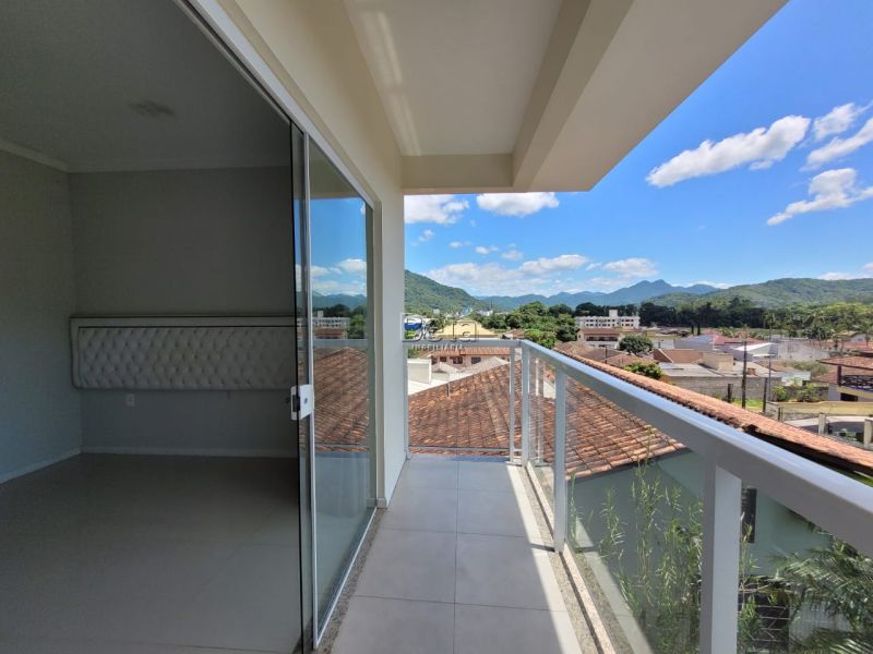 Casa 3 quartos  no bairro Ilha Da Figueira em Jaragua Do Sul