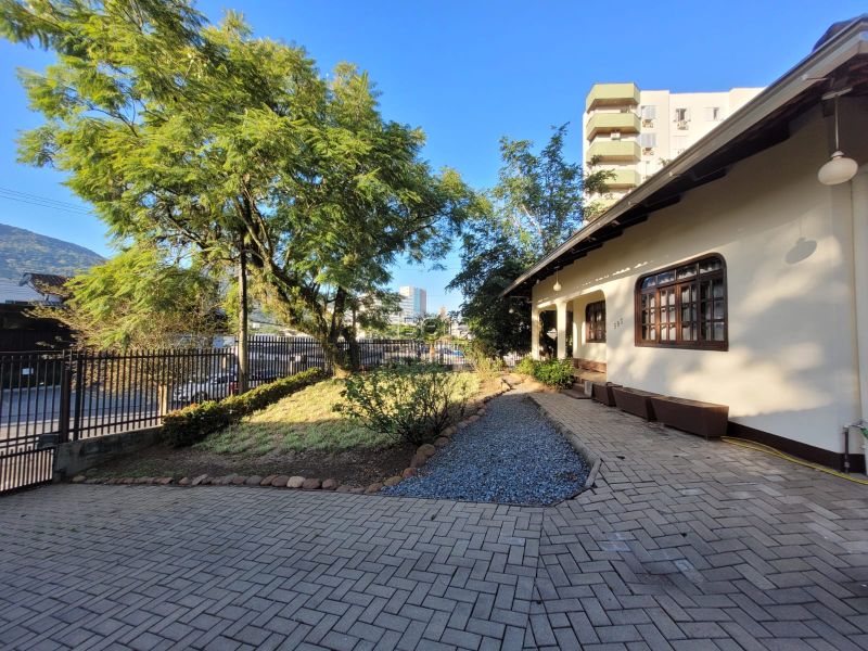 Casa para alugar no bairro CENTRO