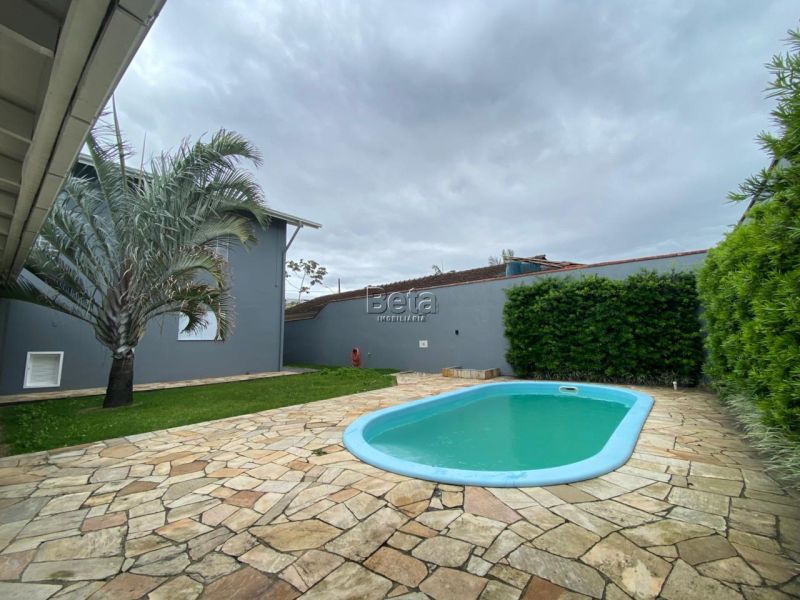 Casa para alugar no bairro VILA LENZI