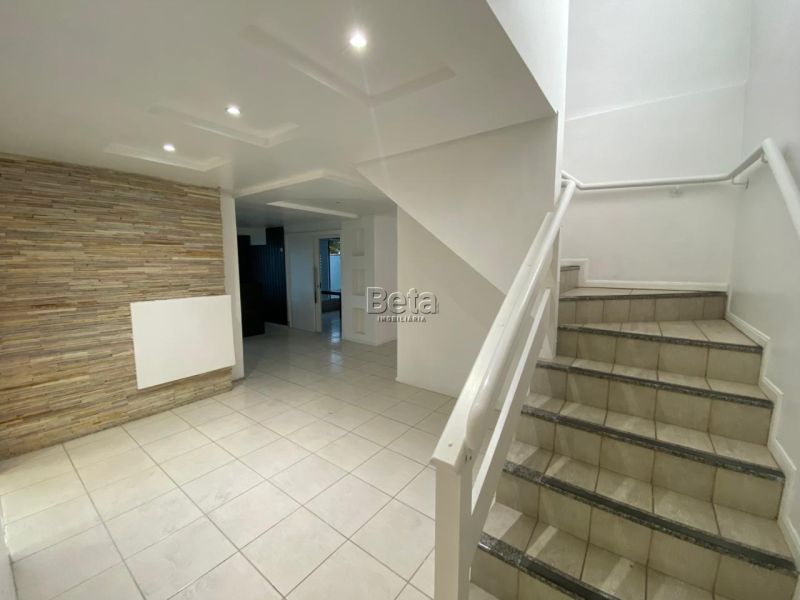 Casa para alugar no bairro VILA LENZI