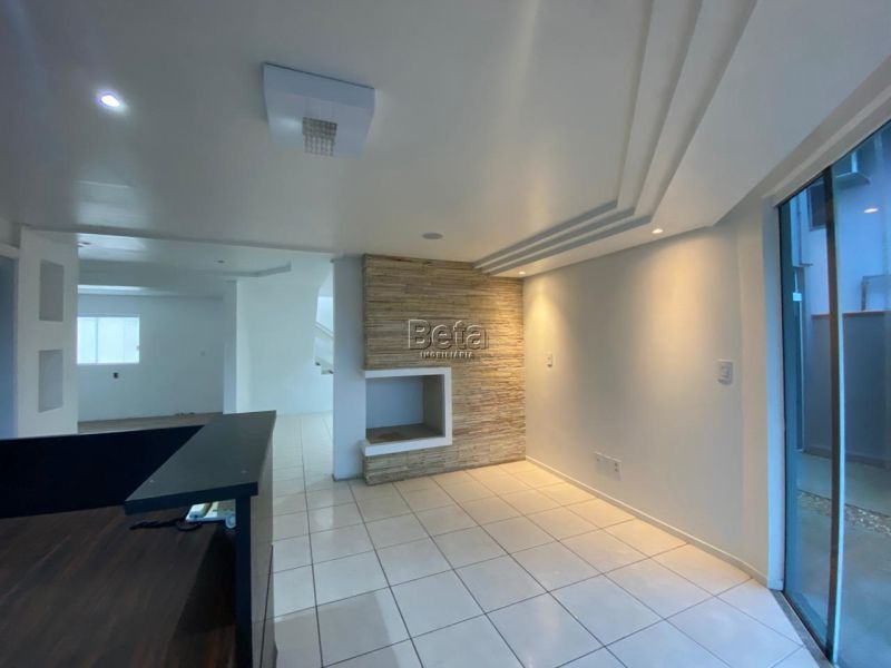 Casa para alugar no bairro VILA LENZI