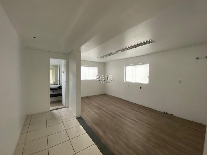 Casa para alugar no bairro VILA LENZI