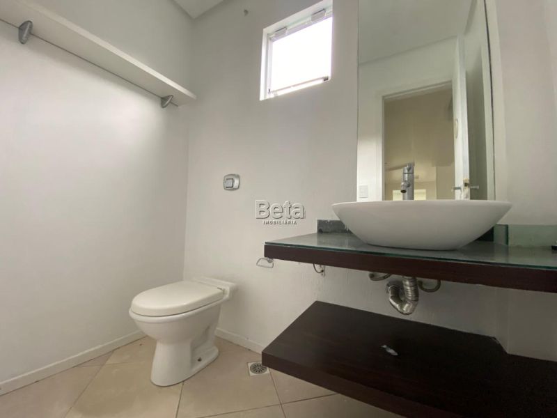 Casa para alugar no bairro VILA LENZI