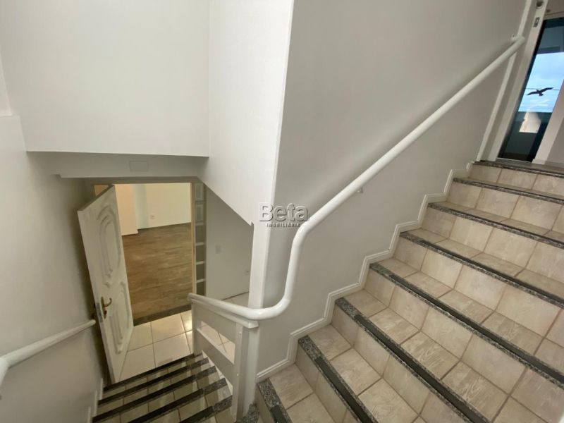 Casa para alugar no bairro VILA LENZI