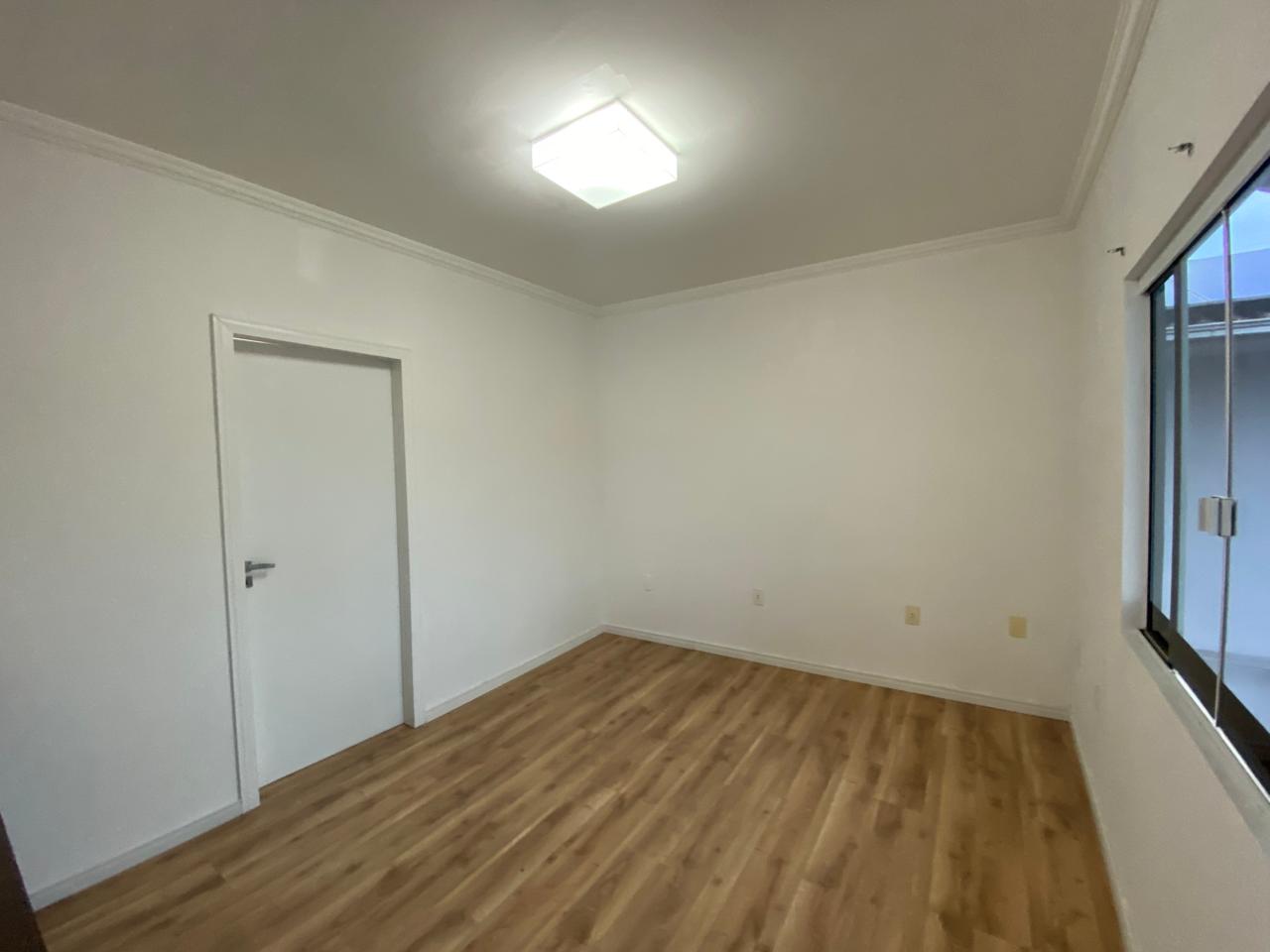 Casa para alugar no bairro VILA LENZI