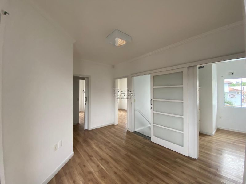 Casa para alugar no bairro VILA LENZI