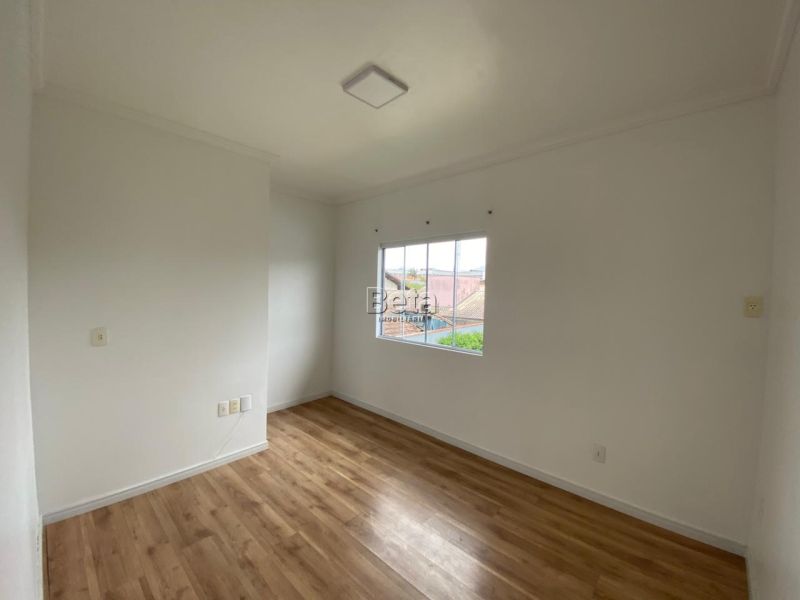 Casa para alugar no bairro VILA LENZI