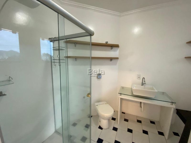 Casa para alugar no bairro VILA LENZI