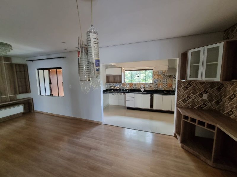 Casa 4 quartos  no bairro Vila Lenzi em Jaragua Do Sul