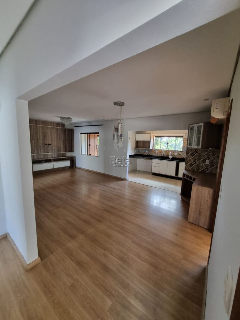 Casa 4 quartos  no bairro Vila Lenzi em Jaragua Do Sul