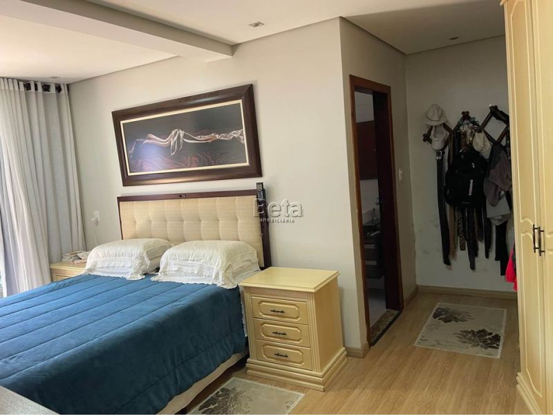 Casa 4 quartos  no bairro Vila Lenzi em Jaragua Do Sul