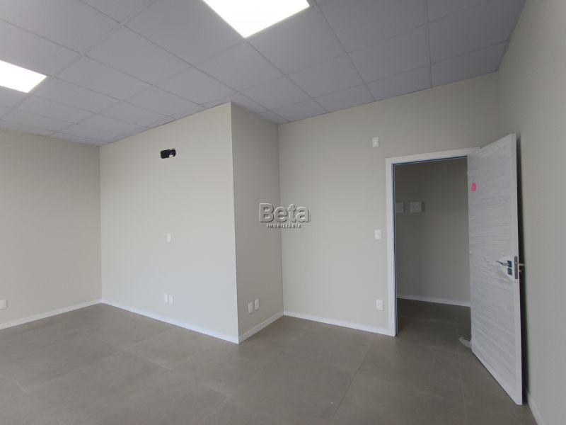 Sala para alugar no bairro VILA NOVA