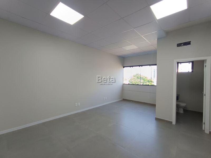 Sala para alugar no bairro VILA NOVA