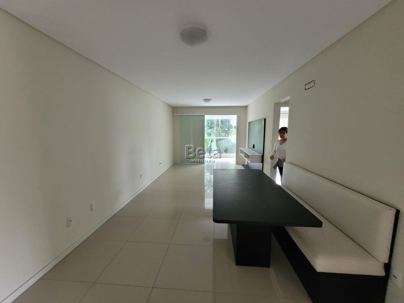 Apto para alugar no bairro CZERNIEWICZ