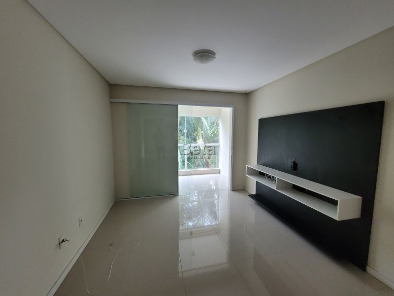 Apto para alugar no bairro CZERNIEWICZ