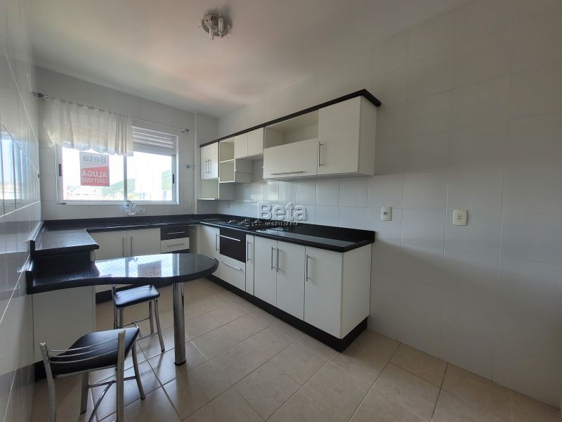 Apto para alugar no bairro CENTRO