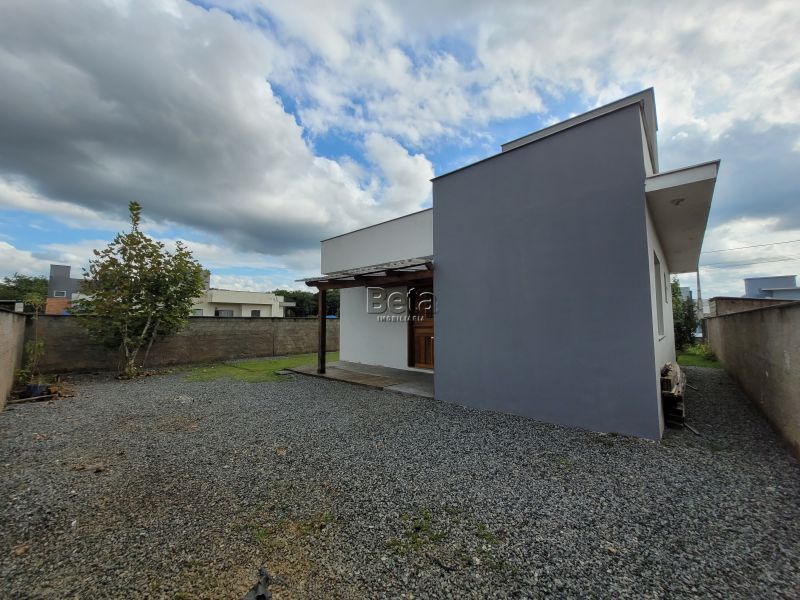 Casa para alugar no bairro TRES RIOS DO NORTE