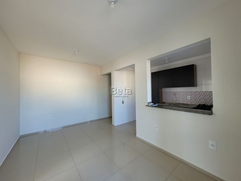 Apto para alugar no bairro RAU