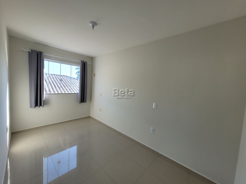 Apto para alugar no bairro RAU