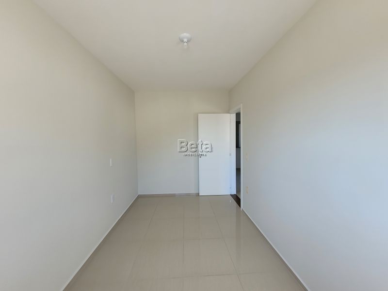 Apto para alugar no bairro RAU