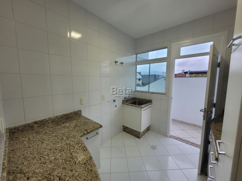 Casa para alugar no bairro CZERNIEWICZ