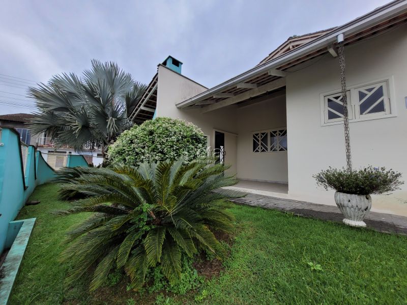 Casa 3 quartos  no bairro Amizade em Jaragua Do Sul