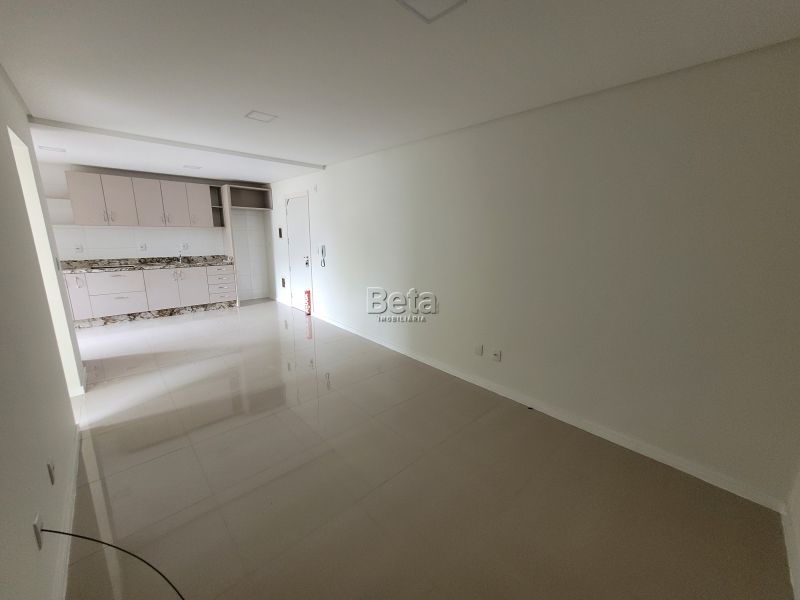 Apto para alugar no bairro VILA LENZI