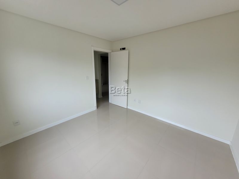 Apto para alugar no bairro VILA LENZI