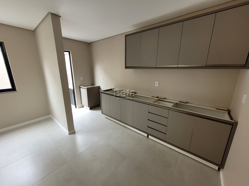 Casa para alugar no bairro VILA LENZI