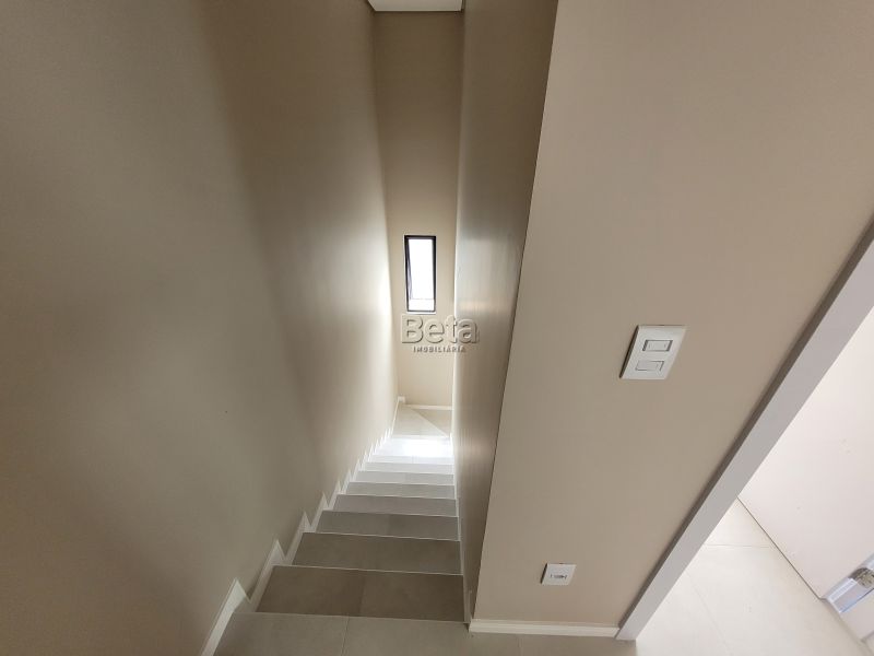 Casa para alugar no bairro VILA LENZI