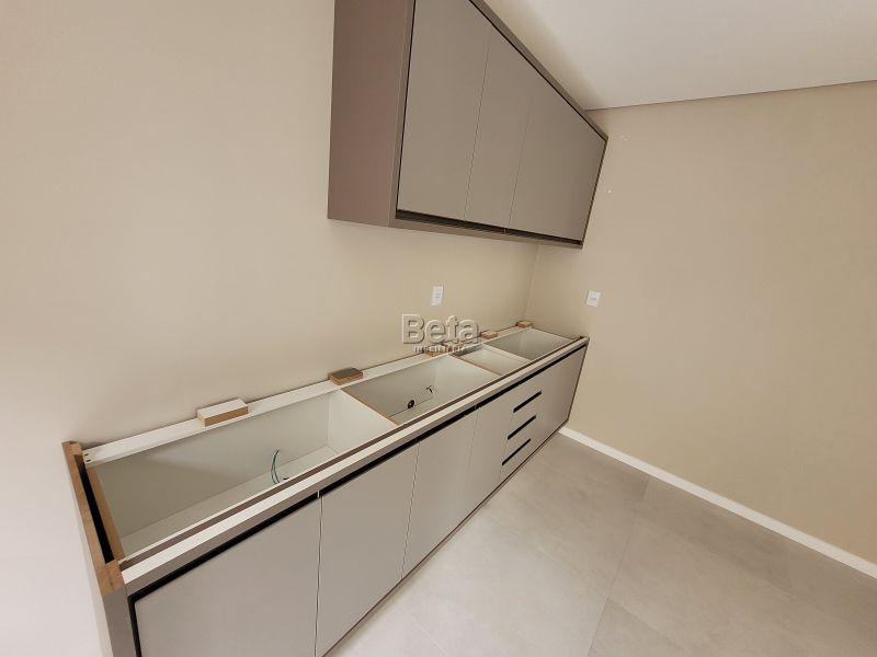 Casa para alugar no bairro VILA LENZI