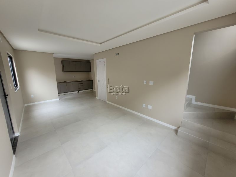 Casa para alugar no bairro VILA LENZI