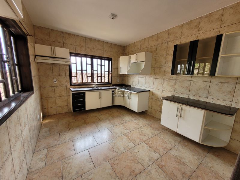 Casa para alugar no bairro NOVA BRASILIA