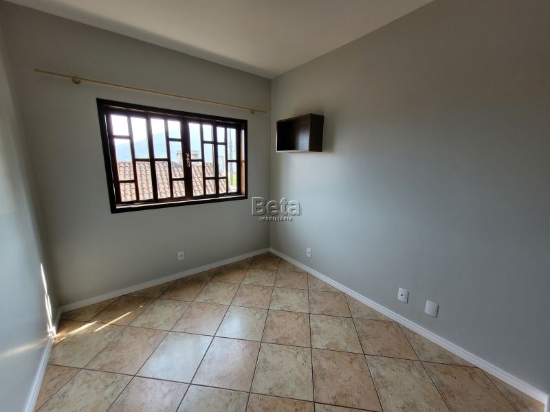 Casa para alugar no bairro NOVA BRASILIA