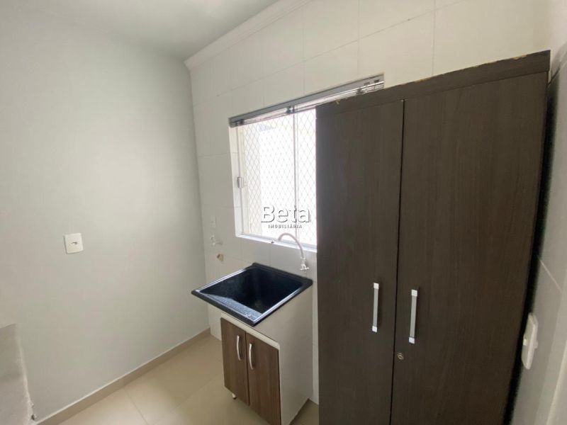 Apto para alugar no bairro CZERNIEWICZ