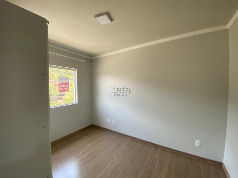 Apto para alugar no bairro CZERNIEWICZ