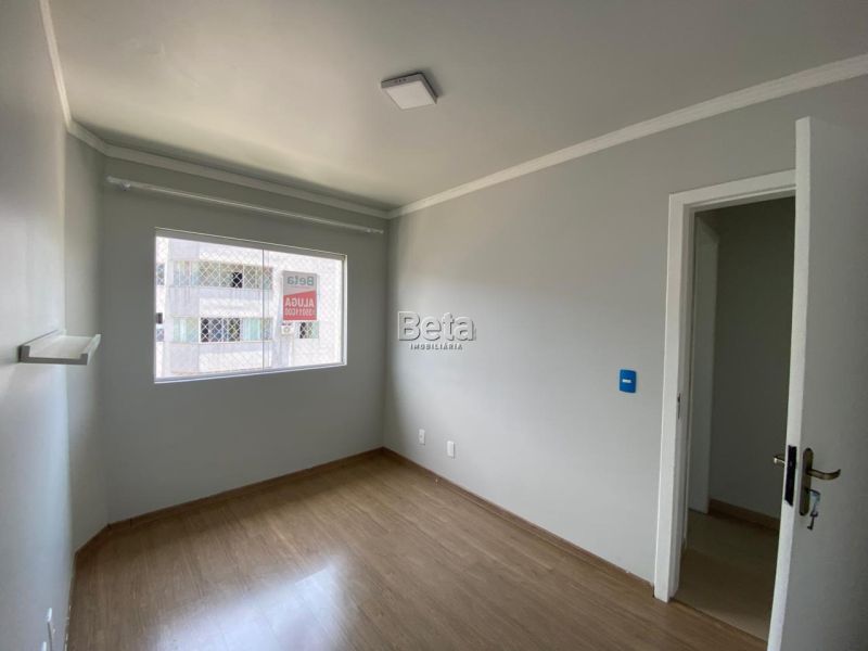 Apto para alugar no bairro CZERNIEWICZ