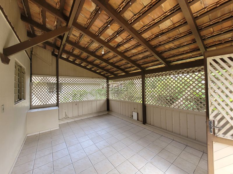 Casa para alugar no bairro BARRA DO RIO MOLHA