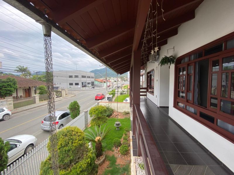 Casa 4 quartos  no bairro Agua Verde em Jaragua Do Sul