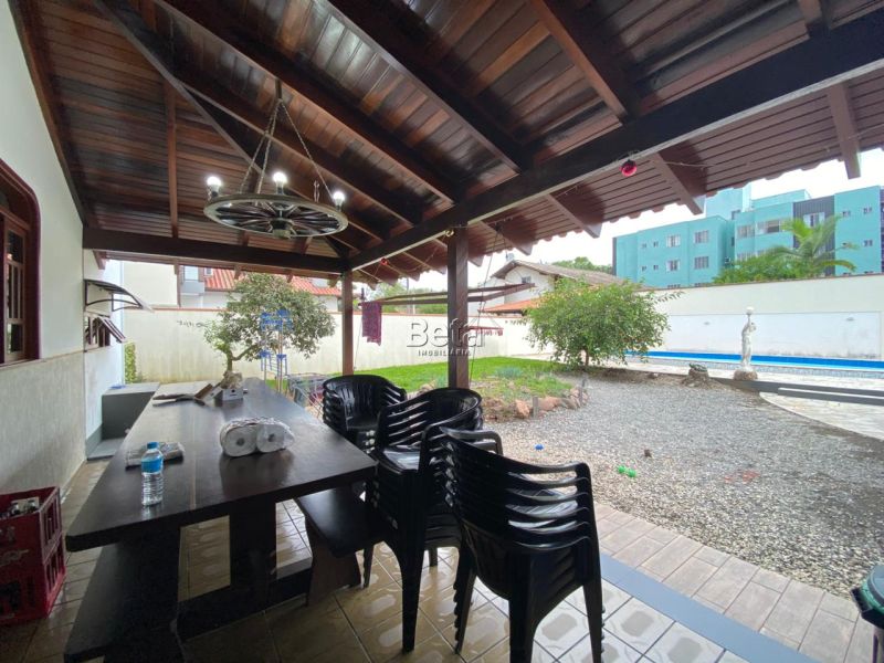 Casa 4 quartos  no bairro Agua Verde em Jaragua Do Sul